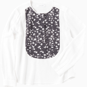 花びらのシャツ