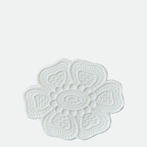 Mold 花のブローチ（オーバル）