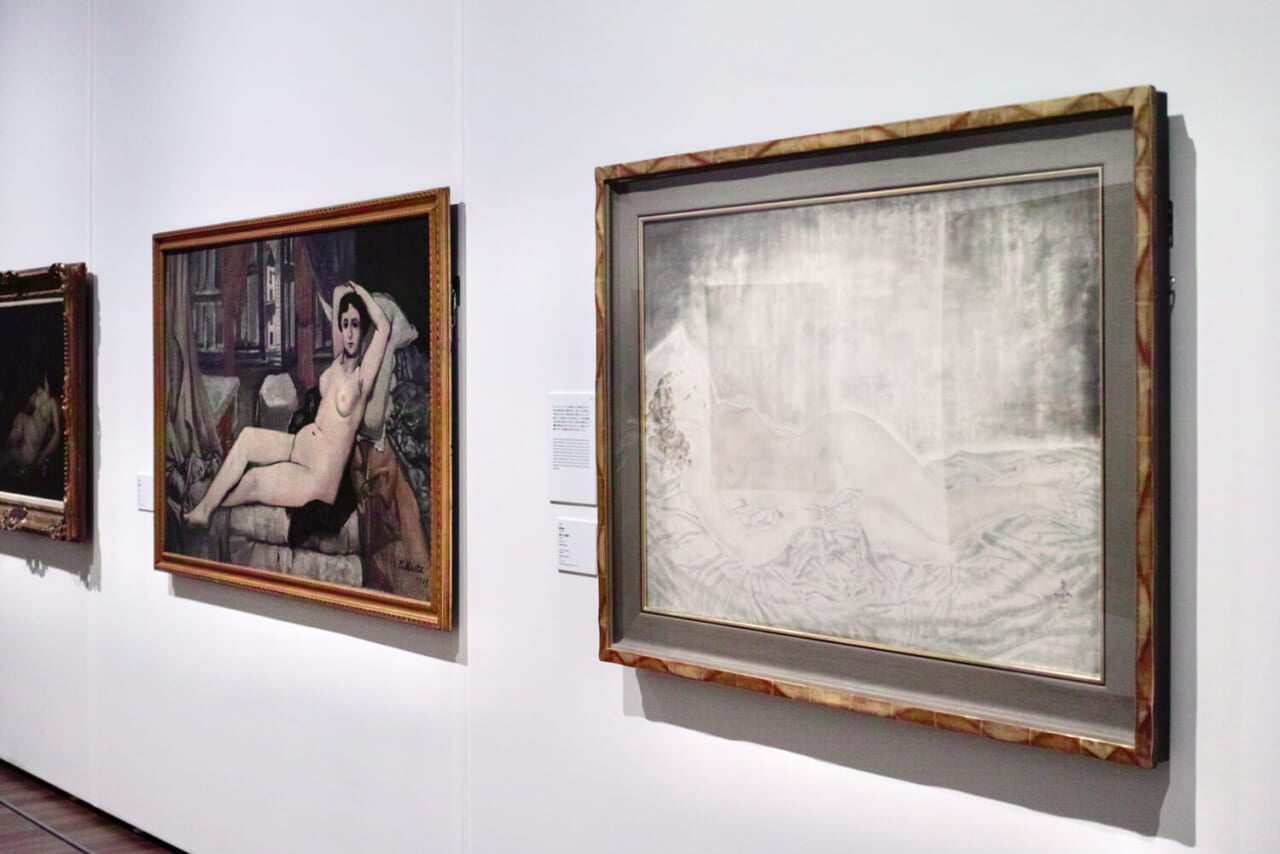 左：前田寛治《仰臥裸婦》　右：藤田嗣治《横たわる裸婦》　※編集部撮影