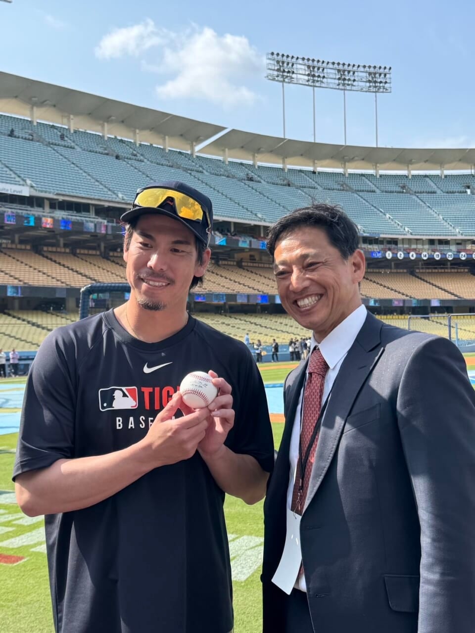 取材中に記念撮影したのは初めてでした。がんばれマエケン！