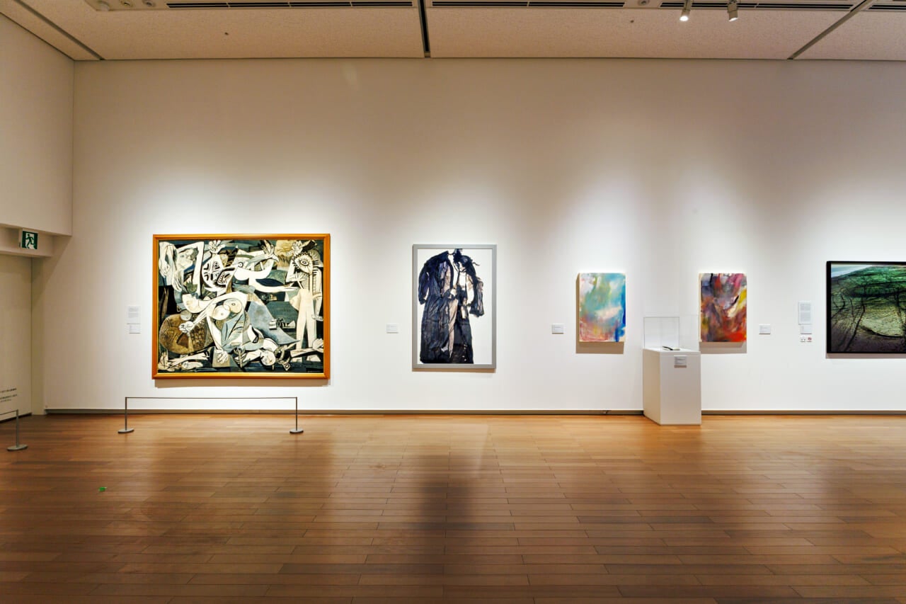 開館記念展 アート・オブ・ザ・リアル  第５章 会場風景