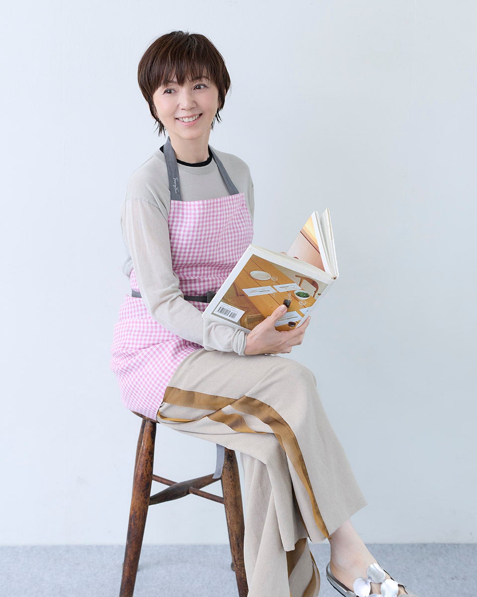 petit tablier　HELLO PINK