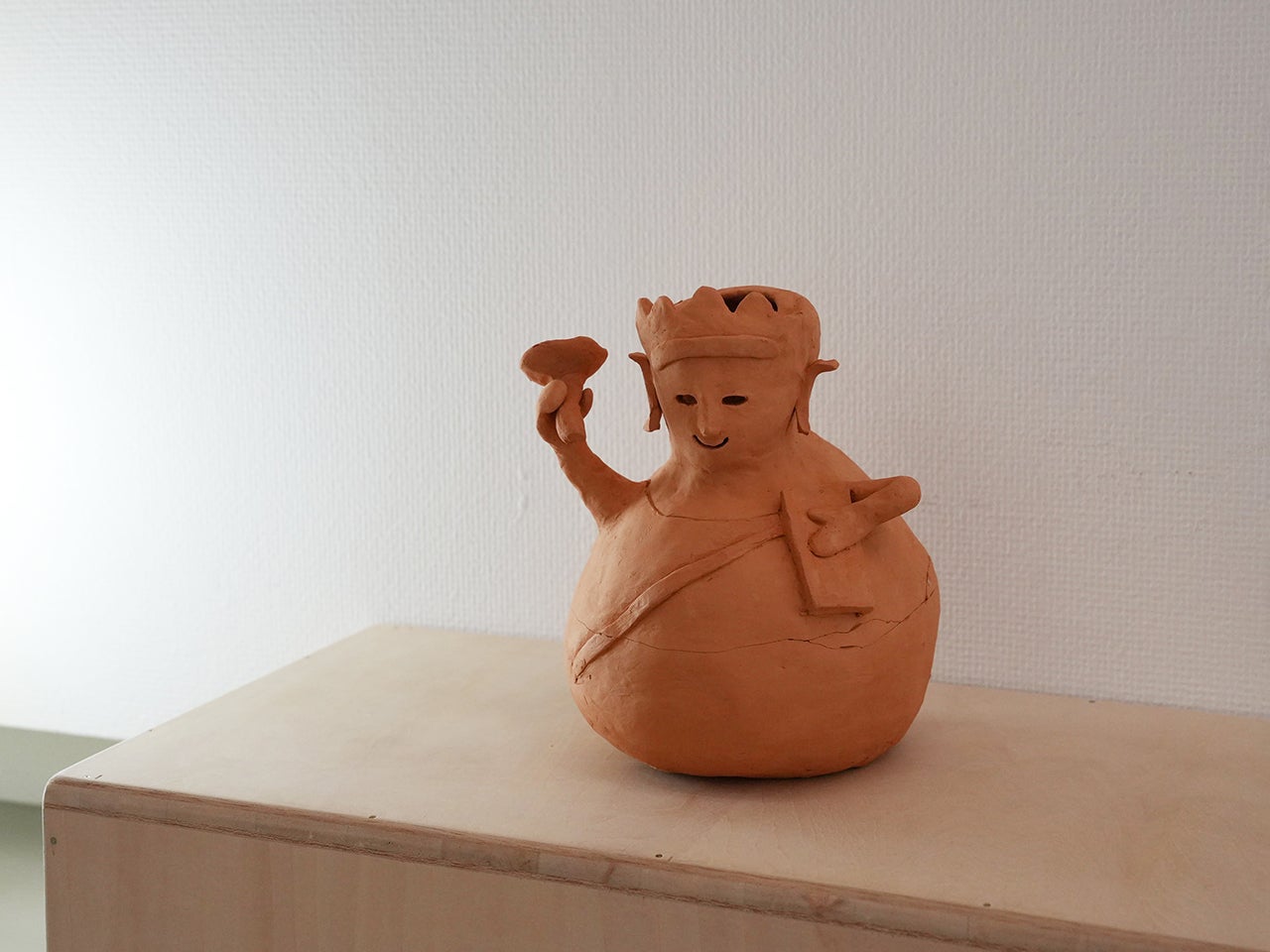 黒田大スケ《彫刻家のアトリエ》（部分）2025　作家蔵