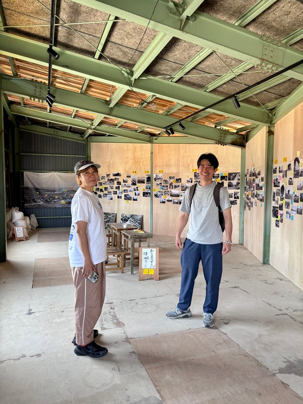 「スズレコードセンター」にて。