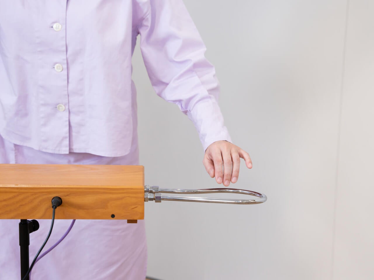 ▲下げて近づくと小さくなります。
スタッカートのように音を切ることもできます。