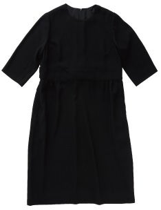 ベルトが切替になったワンピース