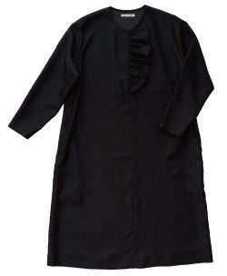 フリルのワンピース