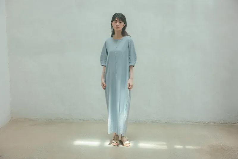 ブルームパフスリーブドレス