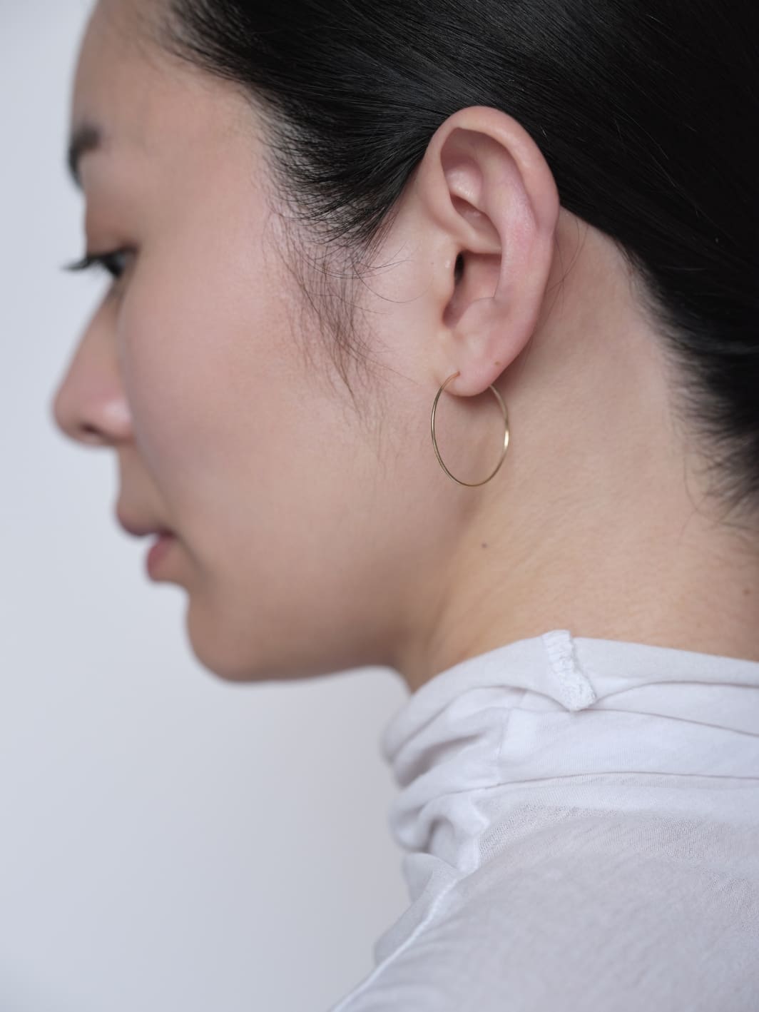 ひとさじのジュエリー une pincée | Hoop Pierce・glacé 25mm／10kt Gold の画像２