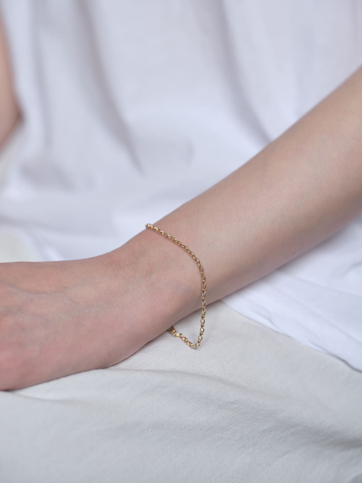 ひとさじのジュエリー une pincée | Gold Oval Chain Bracelet／10kt Gold の画像１